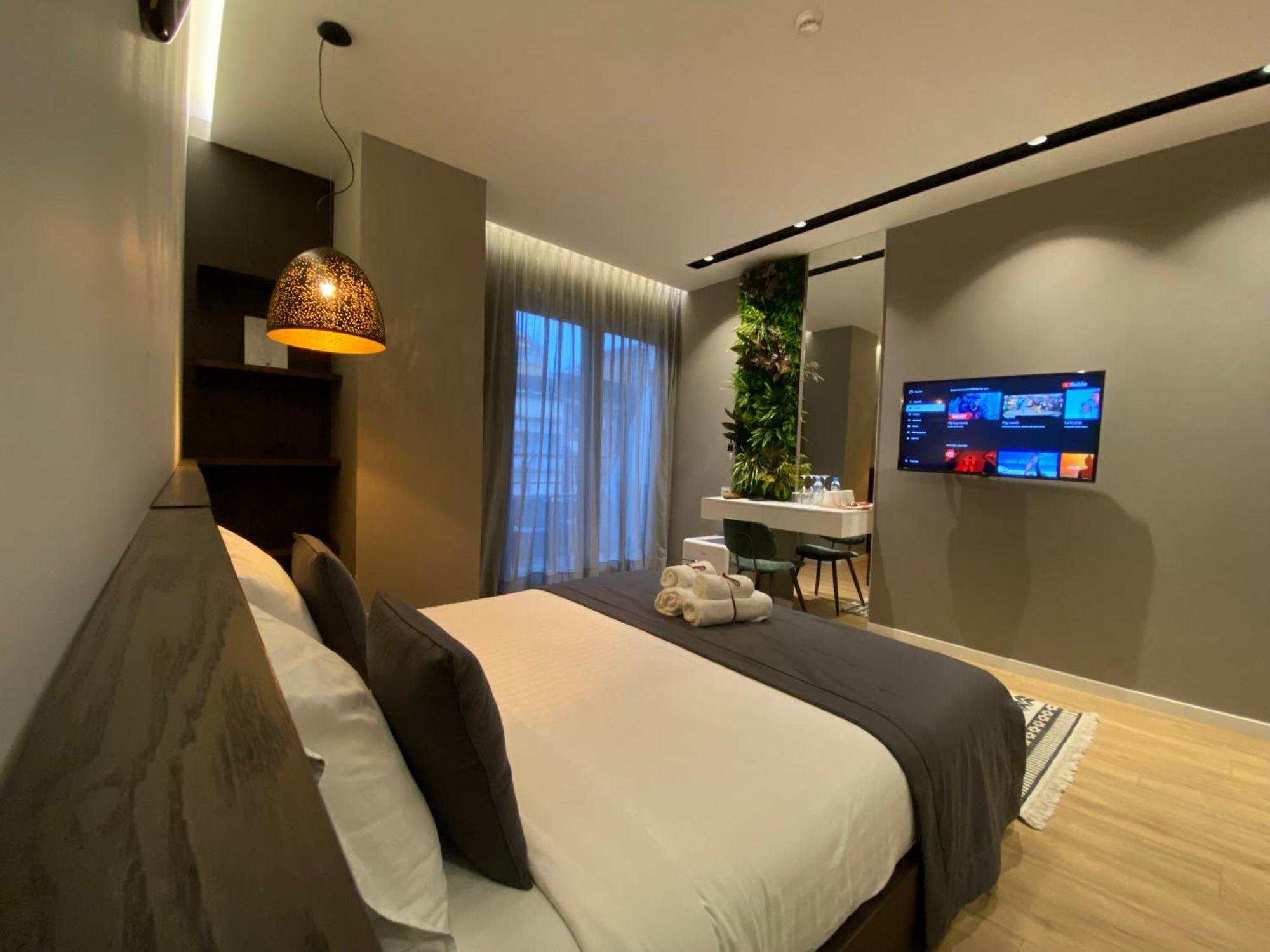Retreat Aparthotel