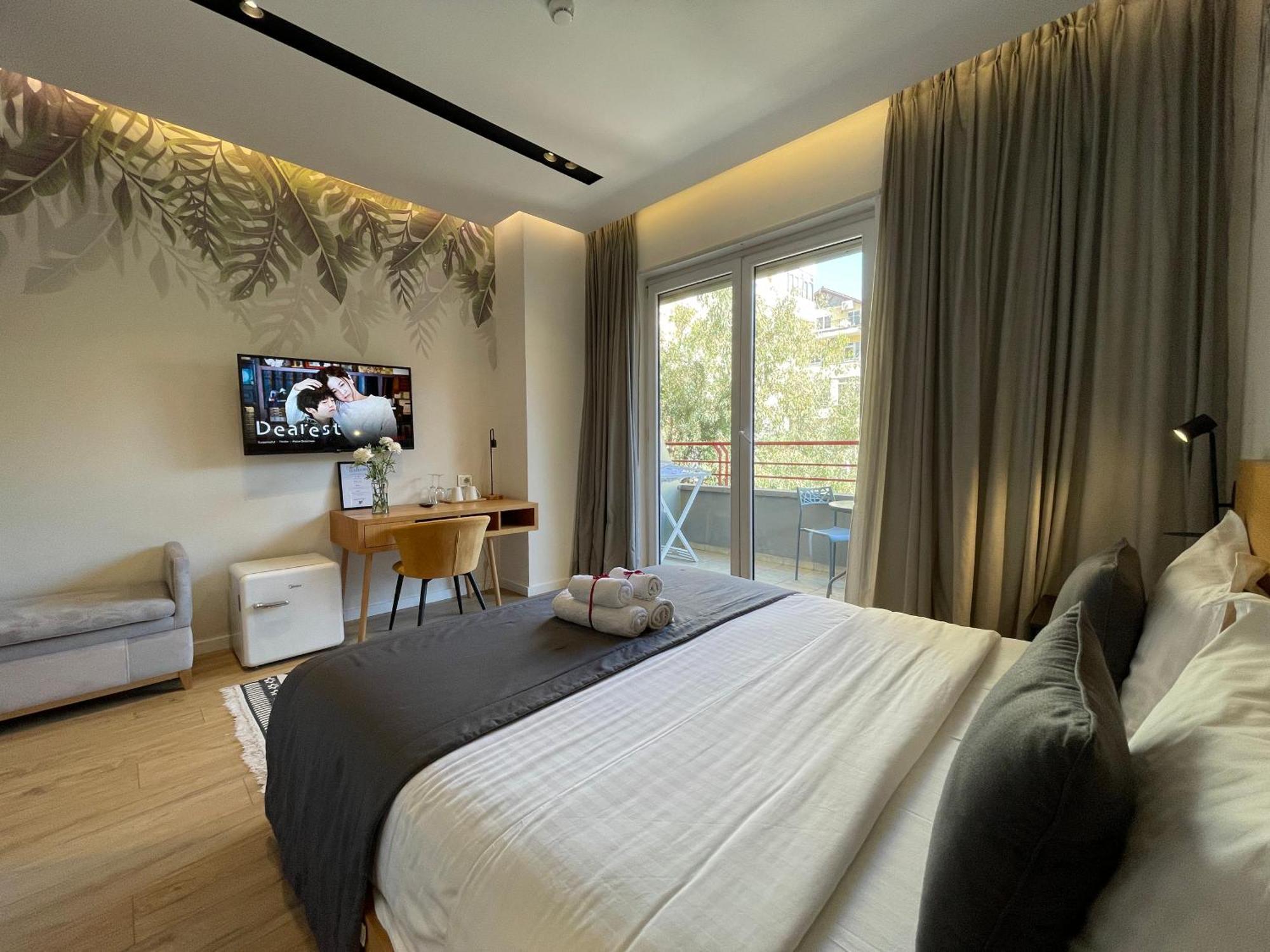 Retreat Aparthotel *