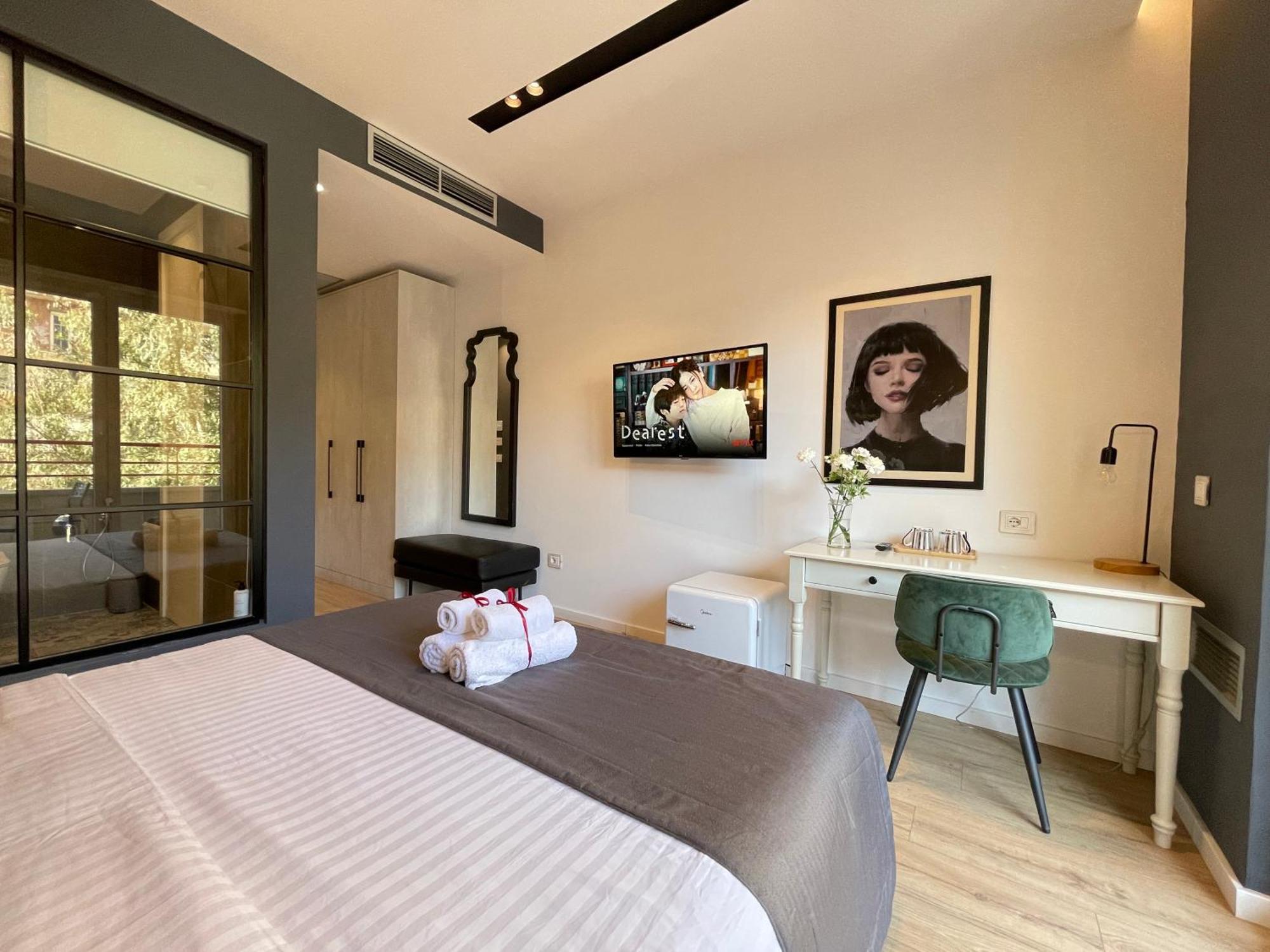 Retreat Aparthotel